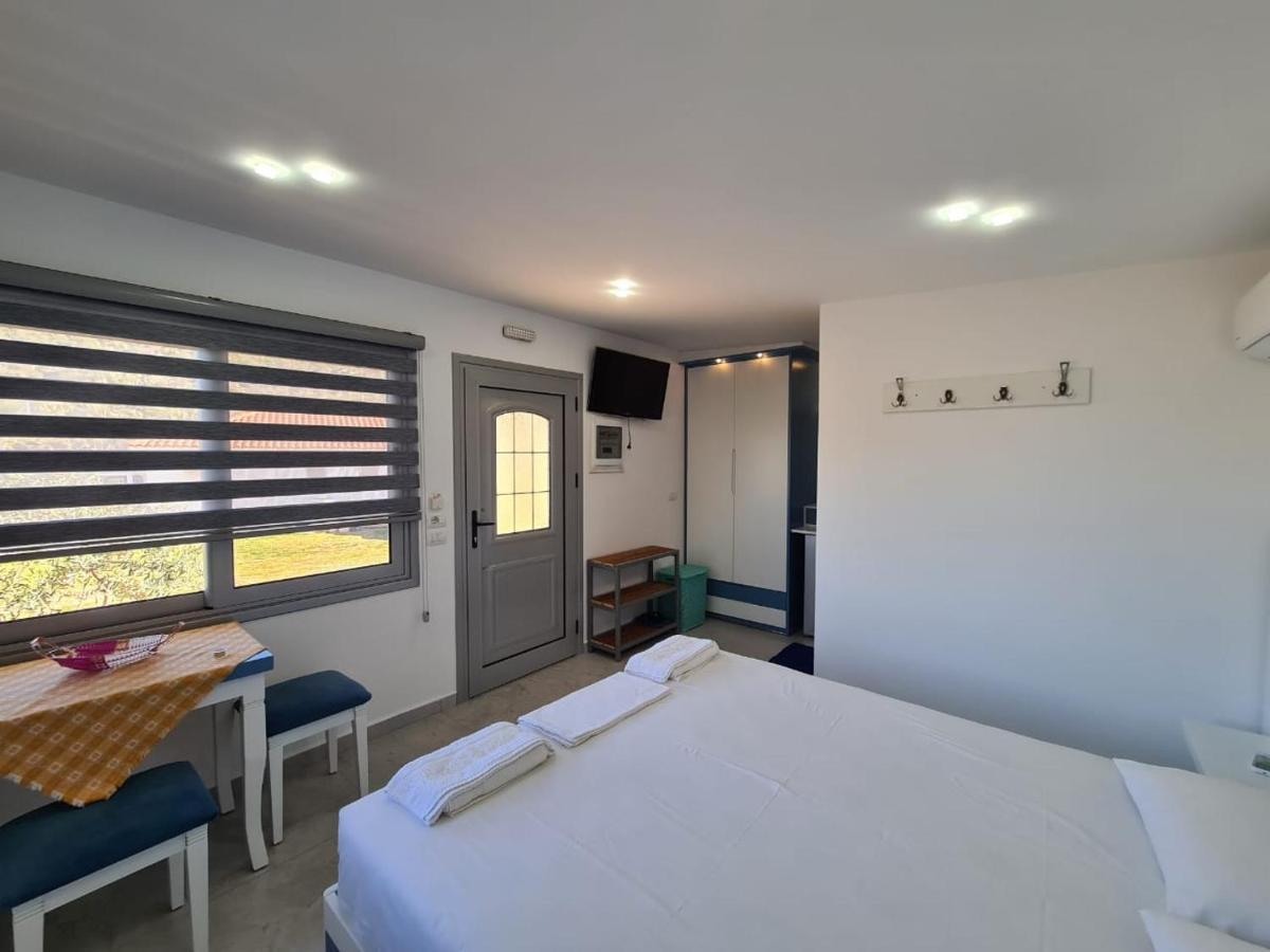 Martini Vacation Home Sarande Luaran gambar
