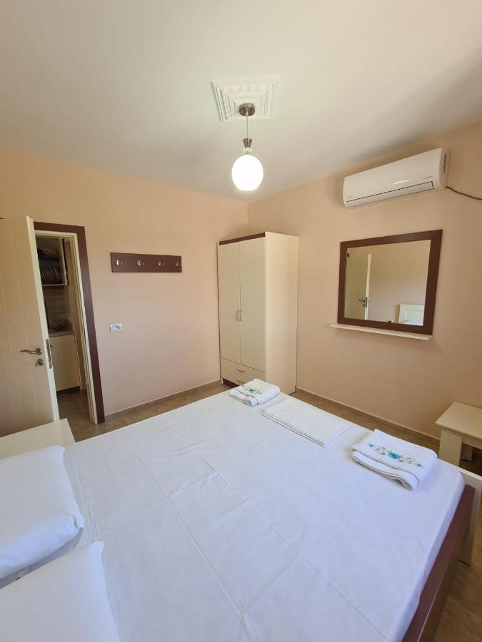 Martini Vacation Home Sarande Luaran gambar